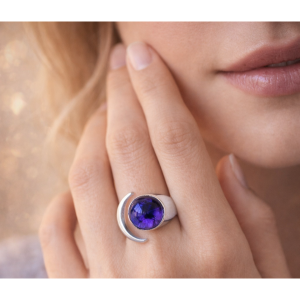 Ametüst sõrmus.png