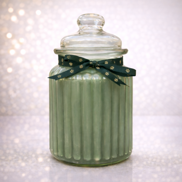 Sage roheline küünal ja sametpael.png