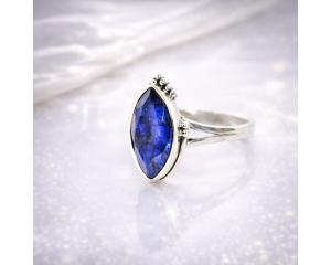 Safiir hõbesõrmus Marquise 925