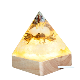 Roosa Kvarts püramiid "Roosinupp" led lamp