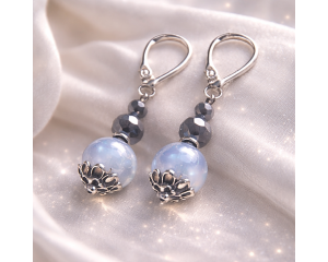 Kuukivi Hematiit kõrvarõngad