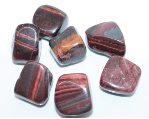 Punane Tiigrisilm trummelkivi