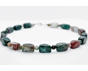 Sammalahhaat kaelakee